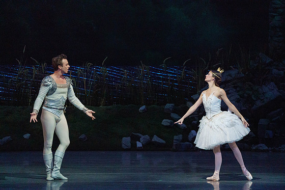 Swan_Lake_2_Cast_Jennifer_MCB_0146
