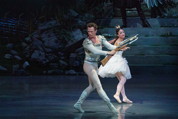 Swan_Lake_2_Cast_Jennifer_MCB_0314