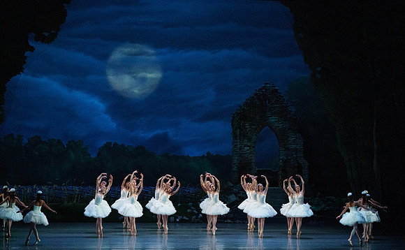 Swan_Lake_2_Cast_Jennifer_MCB_0627