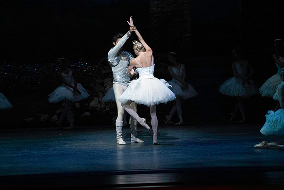 20240417_Swan_Lake_Act 4_2_Cast_DSC3003.ARW