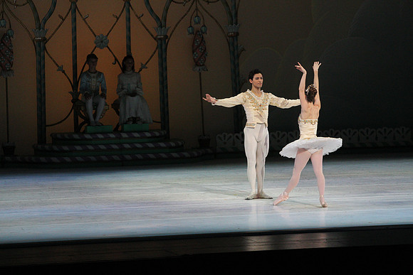 20141223_Nutcracker_ARTC_Pasdedeux_AL1B5704