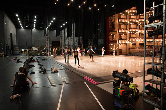 20161022_MCB_Giselle_Company_Clase_Arsht9C7C0148