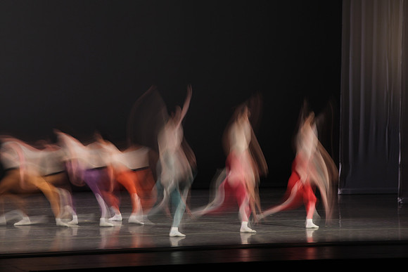 20170113_Glass_Motion_Blur_Samantha_PR_9C7C2291