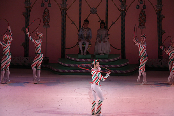 20141229_Nutcracker_WPB_Hoops_CG3P1437