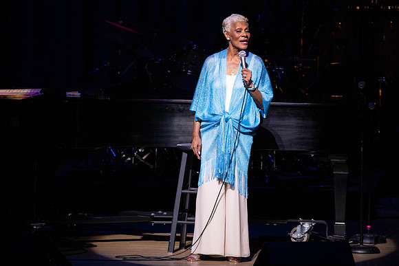 20190706_Dionne_Warwick_MG_0434