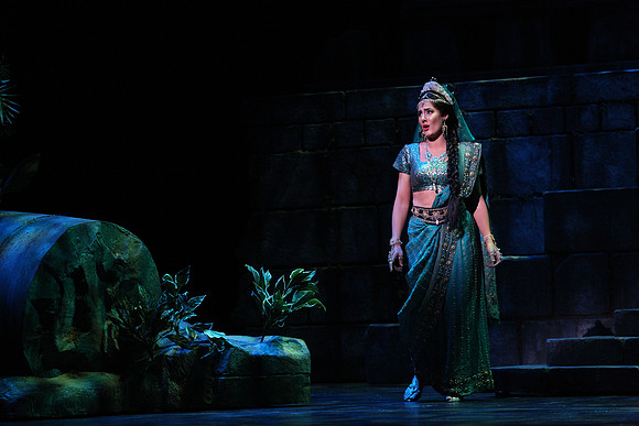 20150226_The_Pearl_Fisher_Act_39C7C1773