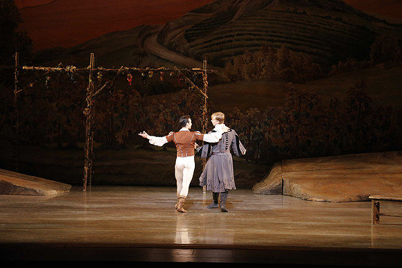 20161020_MCB_Giselle_Act1_2Cast_DR_No Makeup_Arsht_75A0106