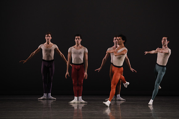 20170113_Glass_Pieces_no Makeup_DR_MCB_Arsht__73A1376