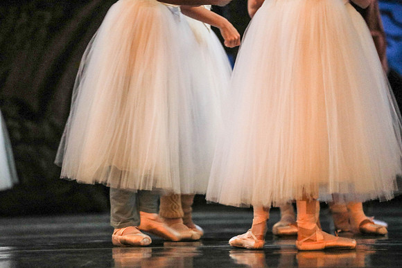 20161020_MCB_Giselle_2Cast_Act2_no Makeup_DRDA_Arsht_73A1550
