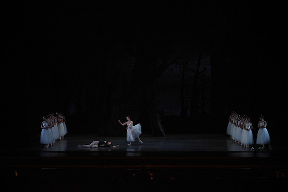 20161020_MCB_Giselle_Act1_DRSH_75A1790
