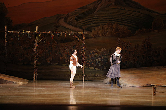 20161020_MCB_Giselle_Act1_2Cast_DR_No Makeup_Arsht_75A0112