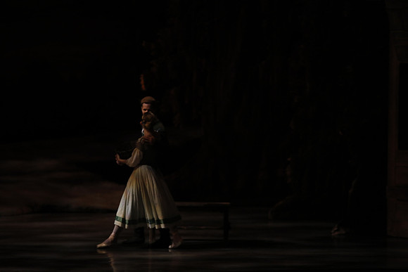 20161023_MCB_Giselle_Act1_3Cast_Jennifer_Laurent_Arsht__73A1336