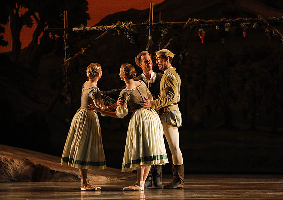 20161020_MCB_Giselle_Act1_DRDA_Arsht_73A3353
