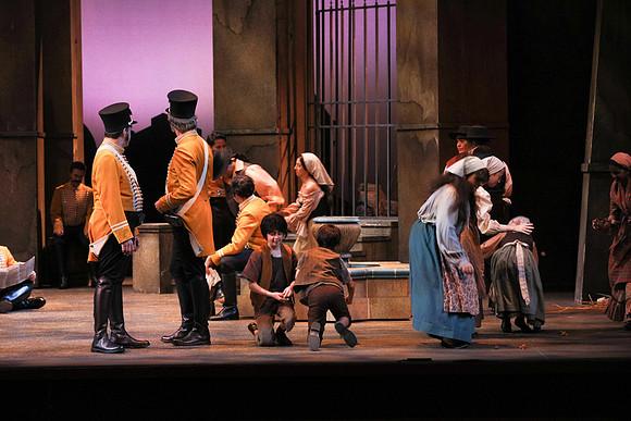 20161111_Carmen_DR_2Cast_S5D7036