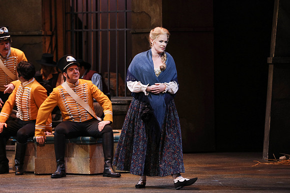 20161111_Carmen_DR_2Cast_S5D7058