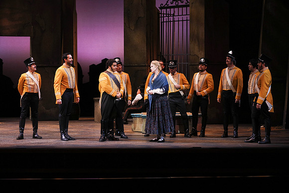 20161111_Carmen_DR_2Cast_S5D7070