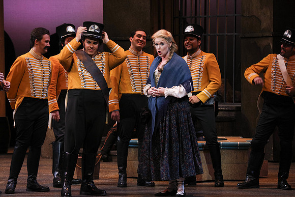 20161111_Carmen_DR_2Cast_S5D7079