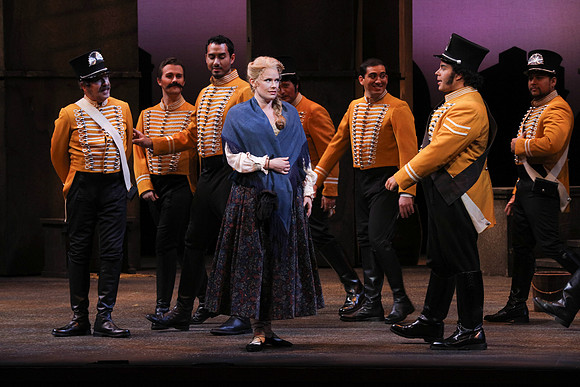 20161111_Carmen_DR_2Cast_S5D7085
