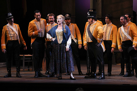 20161111_Carmen_DR_2Cast_S5D7105