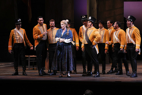 20161111_Carmen_DR_2Cast_S5D7106