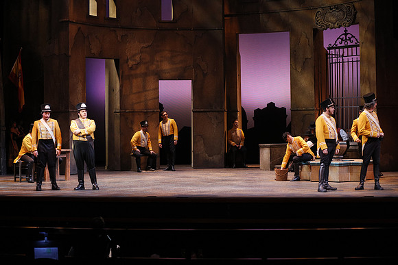 20161111_Carmen_DR_2Cast_S5D7111