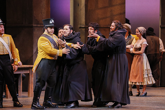 20161111_Carmen_DR_2Cast_S5D7113