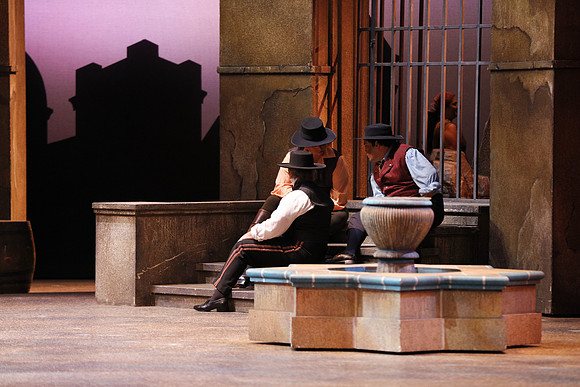 20161111_Carmen_DR_2Cast_S5D7117