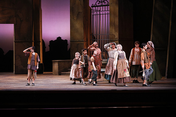 20161111_Carmen_DR_2Cast_S5D7143