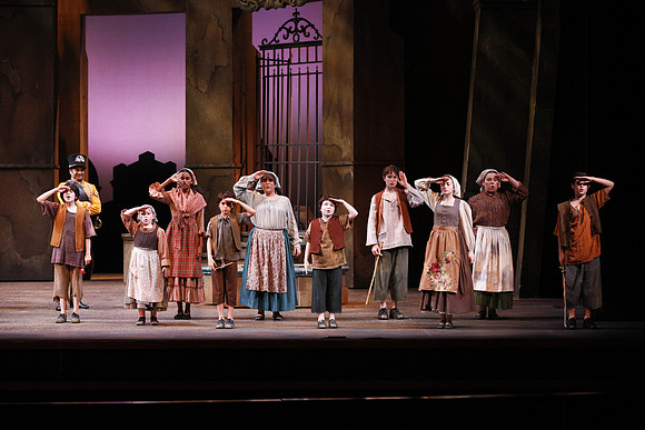 20161111_Carmen_DR_2Cast_S5D7159