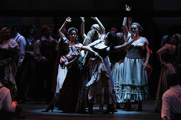 20161111_Carmen_DR_2Cast_S5D7203
