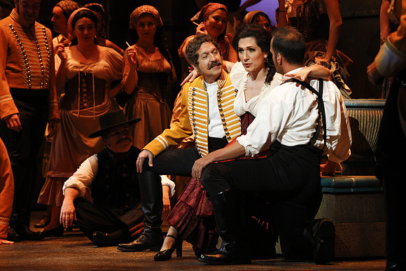 20161111_Carmen_DR_2Cast_S5D7255