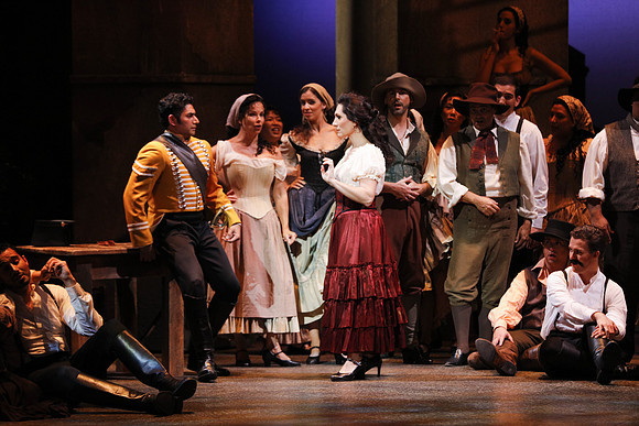 20161111_Carmen_DR_2Cast_S5D7273
