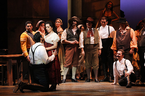 20161111_Carmen_DR_2Cast_S5D7303