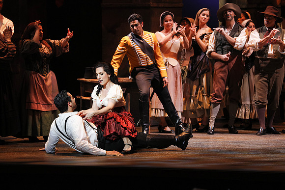 20161111_Carmen_DR_2Cast_S5D7308