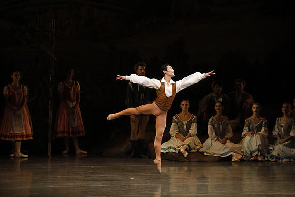 20161023_MCB_Giselle_Act1_3Cast_Jennifer_Laurent_Arsht__73A3175