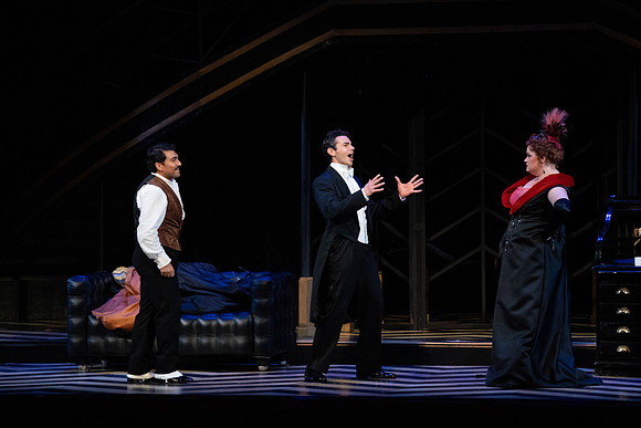Die_Fledermaus_9999-2