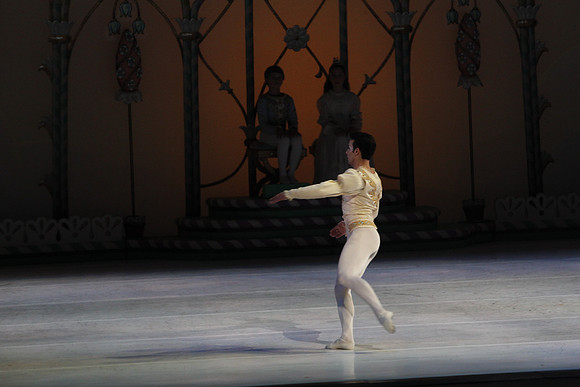 20132412__C7C0445