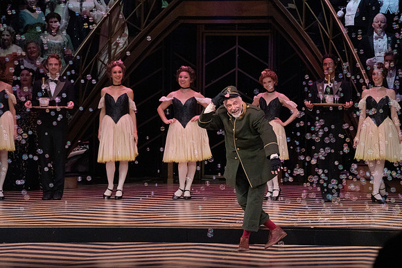 Die_Fledermaus_0477-2