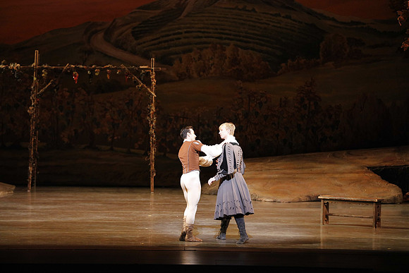 20161020_MCB_Giselle_Act1_2Cast_DR_No Makeup_Arsht_75A0098