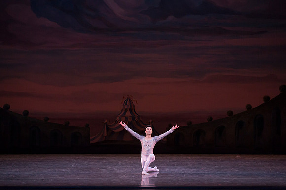 20150326_Raymonda_Variations_MCB_Kravitz_9C7C2043