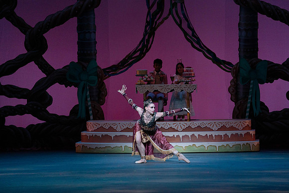 20221215_Nutcrackers_6PM_Dress_Rehersal_DSC0116.ARW
