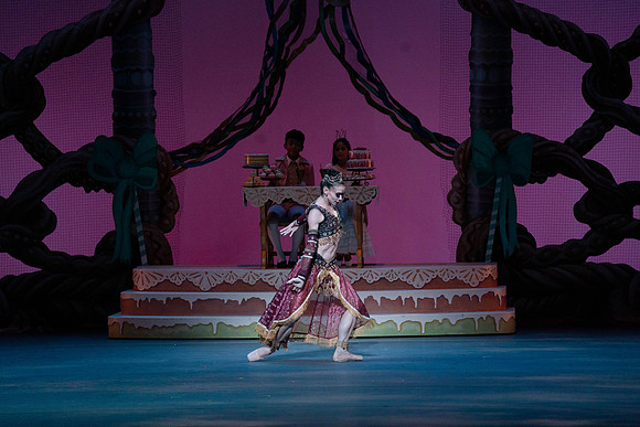 20221215_Nutcrackers_6PM_Dress_Rehersal_DSC0121.ARW