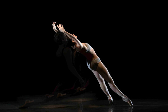 7005_DG_Broward_Art_Center_Ballet_MCB_FL_AL1B0129_Dxfloating