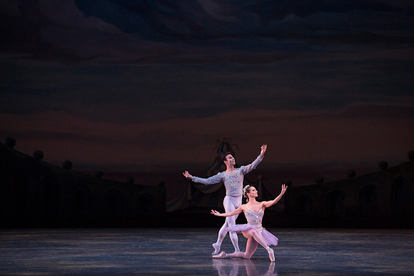 20150326_Raymonda_Variations_MCB_Kravitz_9C7C1935