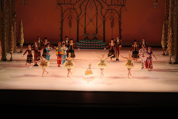 20141229_Nutcracker_WPB_Bows_CG3P4583