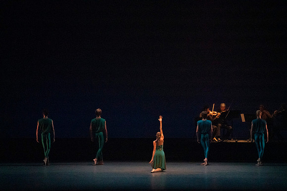 20240210_Winter_Mix_Paganini_in_Play_MCB_DSC1295