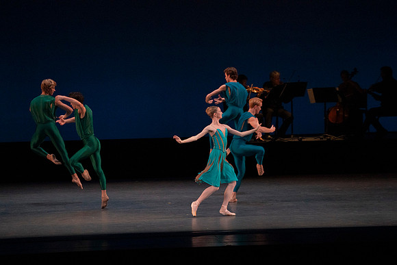 20240210_Winter_Mix_Paganini_in_Play_MCB_DSC1356