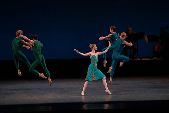 20240210_Winter_Mix_Paganini_in_Play_MCB_DSC1355