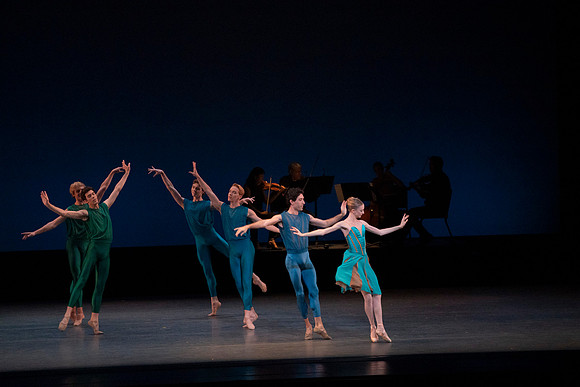 20240210_Winter_Mix_Paganini_in_Play_MCB_DSC1405