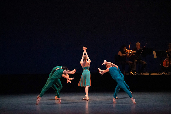 20240210_Winter_Mix_Paganini_in_Play_MCB_DSC1330
